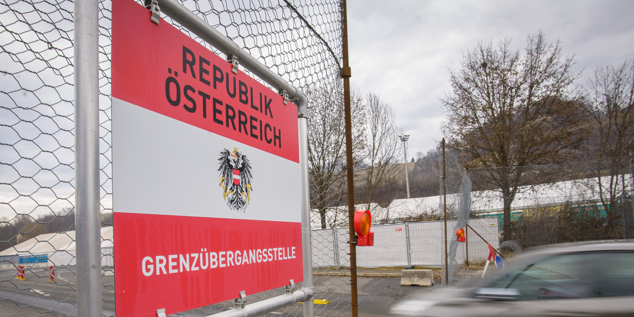 Autriche L Asile Refus Un Afghan Car Il N Agit Pas Comme Un Gay