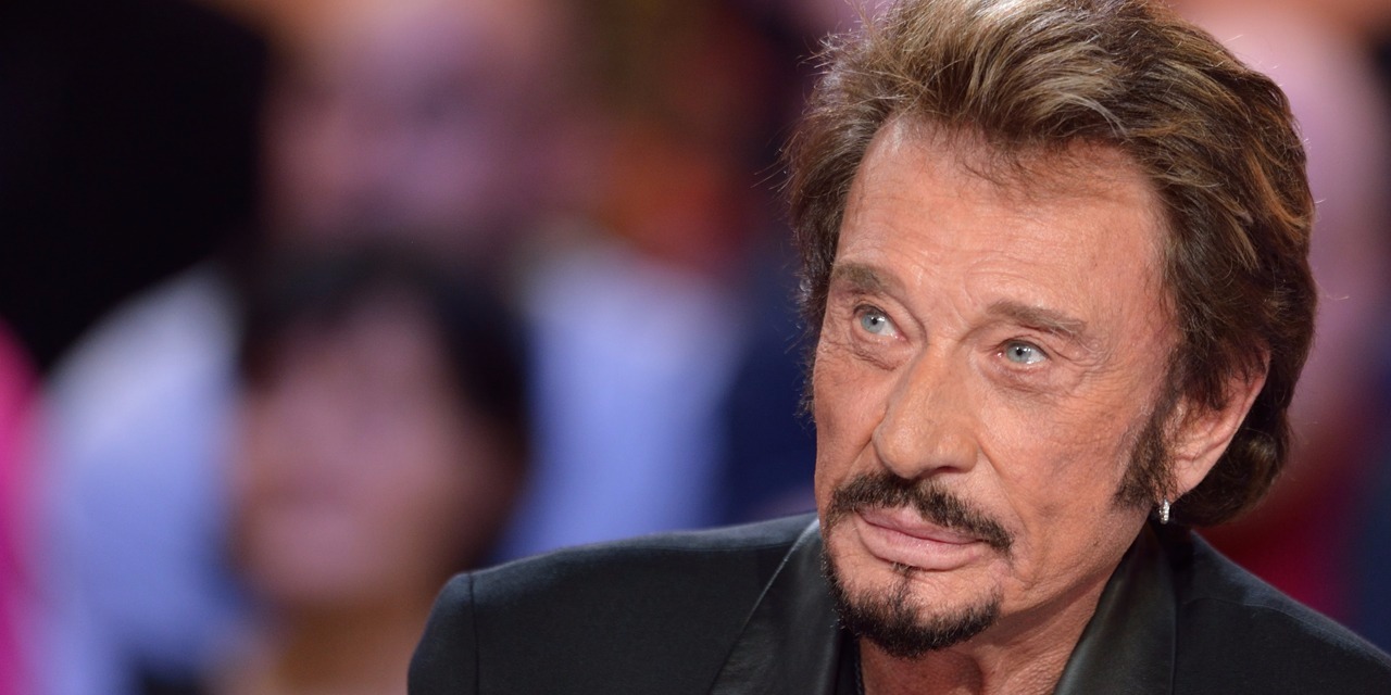 Attentats Johnny Hallyday Pavoise Bercy En Bleu Blanc Rouge