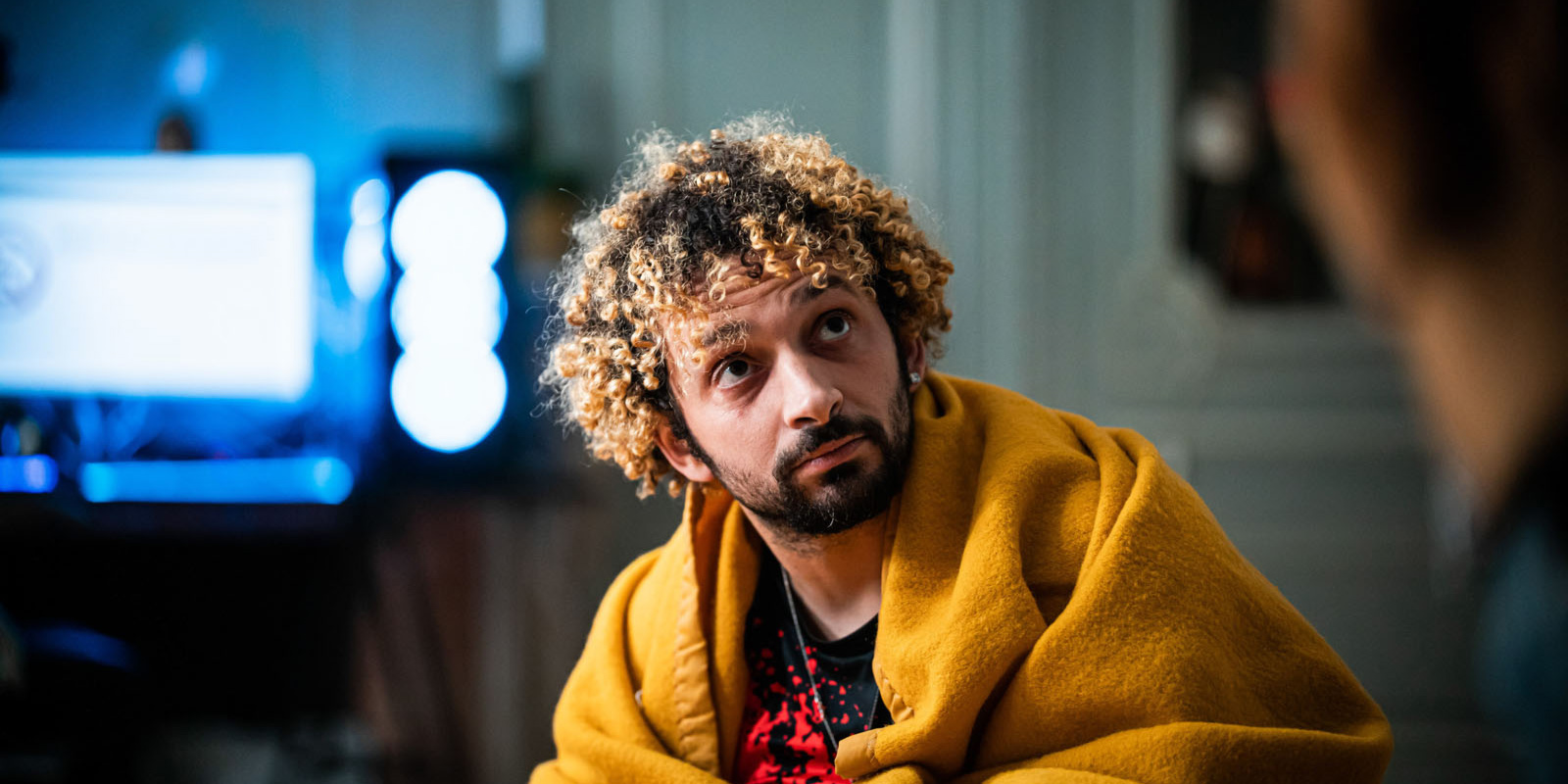 Avec "6 x confiné.e.s", Canal+ diffuse la première série française sur