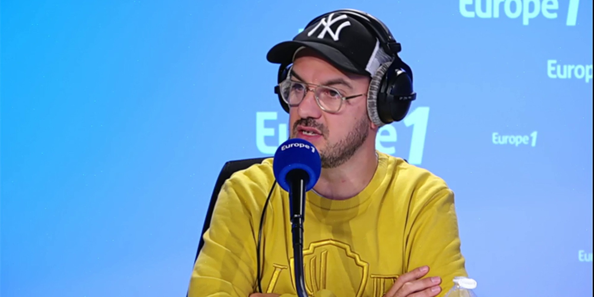 Téléchargement gratuit Images Jarry Raconte Le Coming Out Emouvant D Un Jeune Homme En Plein le plus cool par