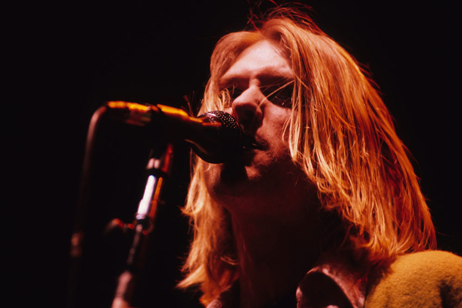 Vec Quel Guitariste Kurt Cobain était-il Dans La Photo Originale