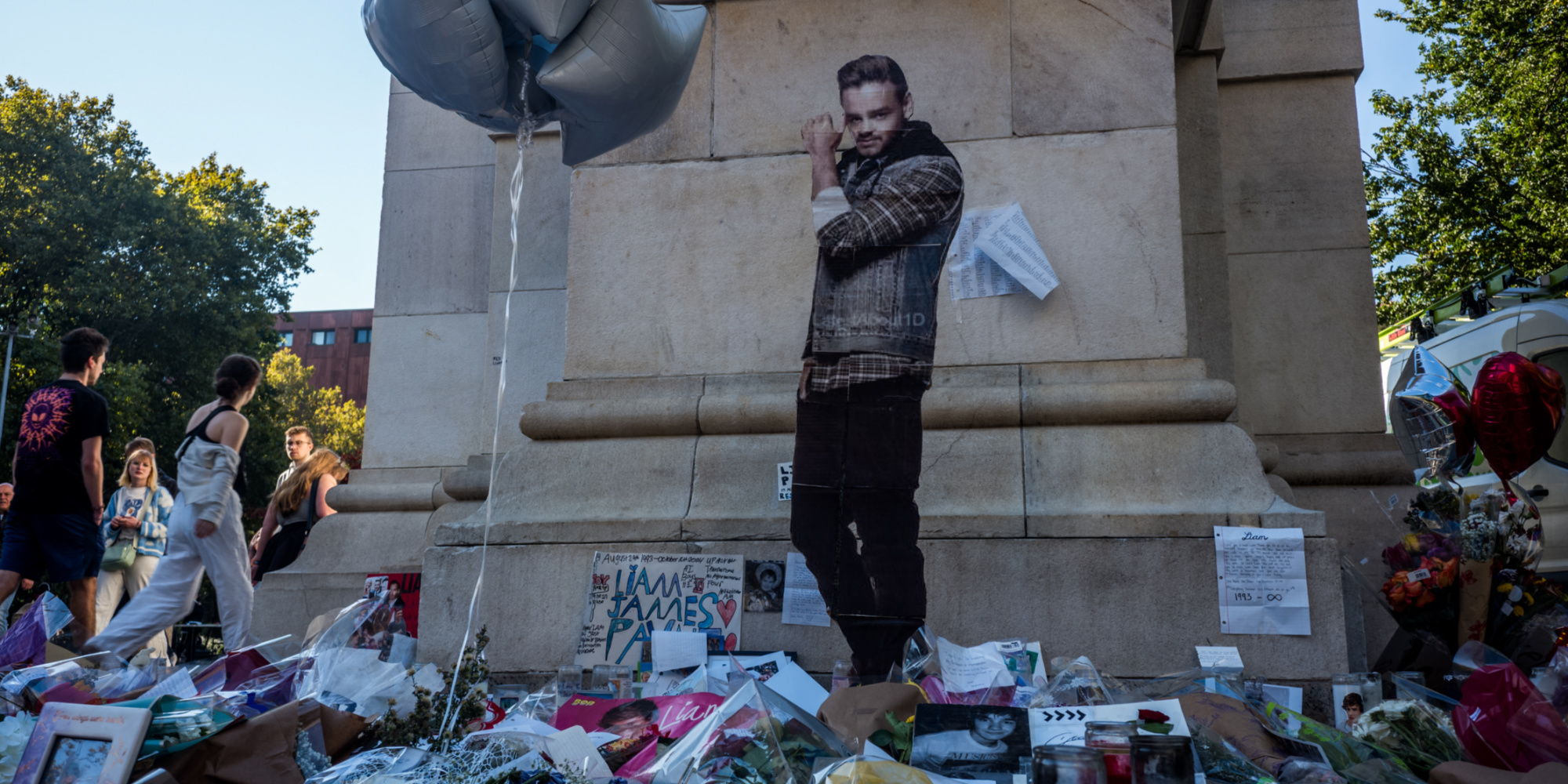 une pétition appelant à «protéger la santé mentale des artistes» dépasse les 100.000 signatures