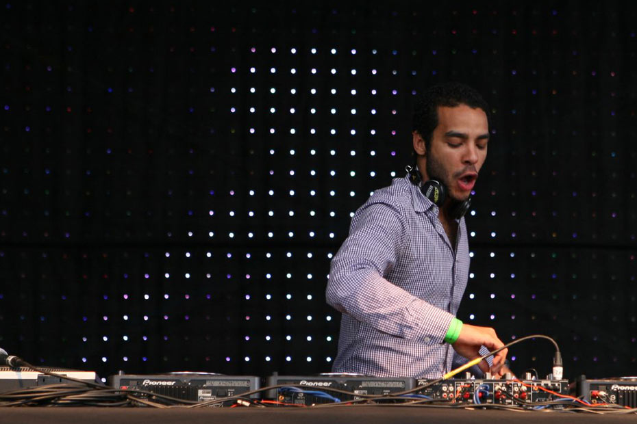 Le DJ et producteur DJ Mehdi est mort (E1.fr)