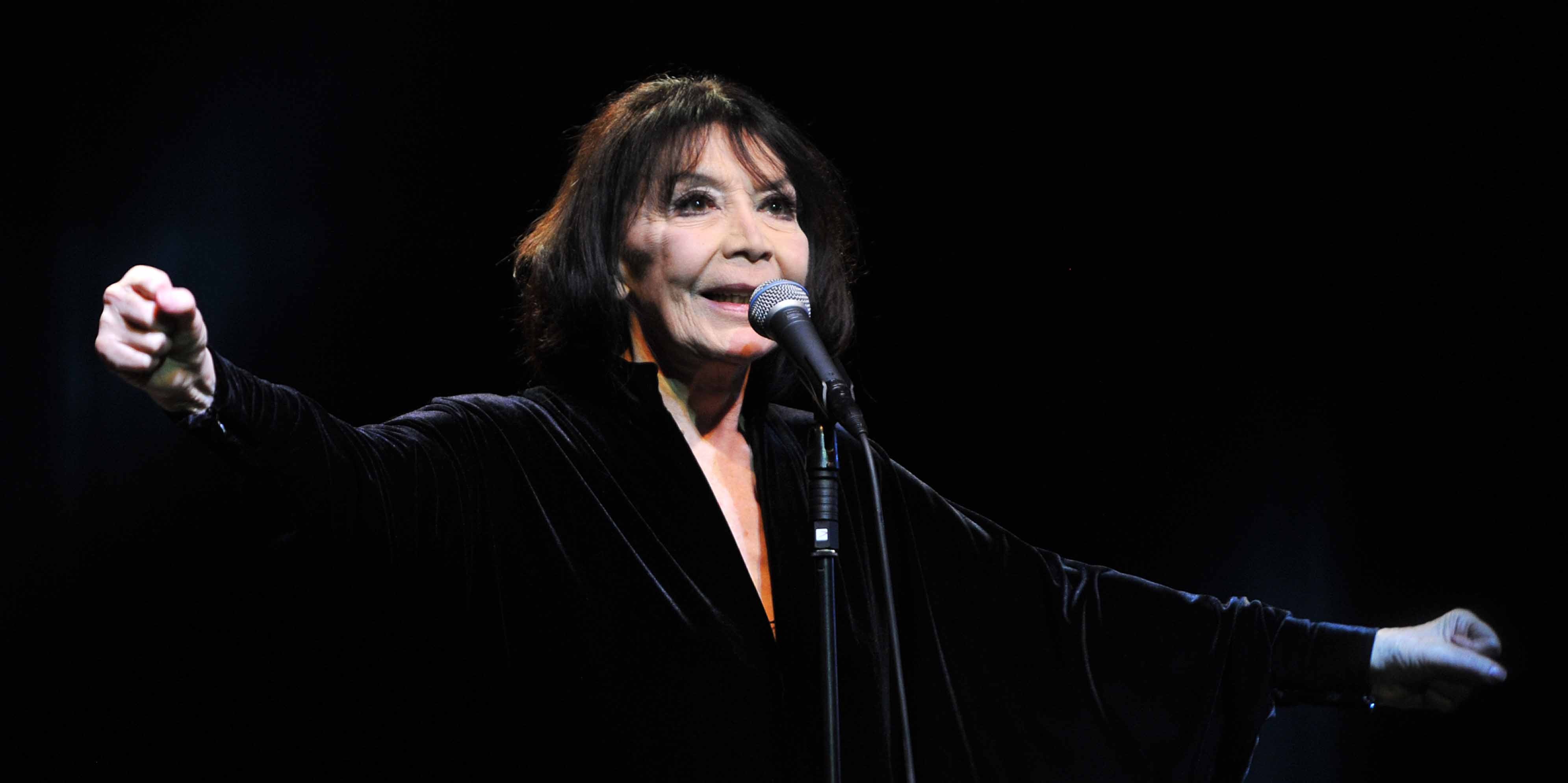 Fans And Celebrities Pay A Last Tribute To Juliette Greco Teller Report