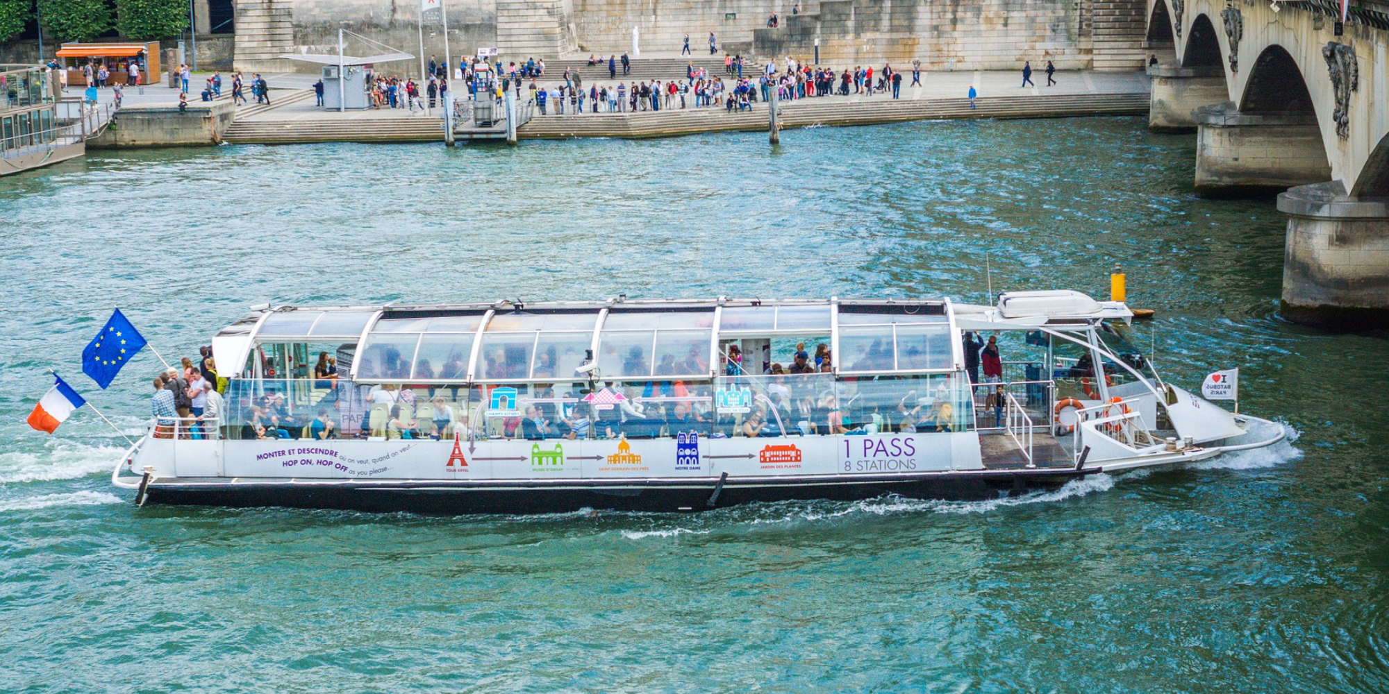 bateau mouche