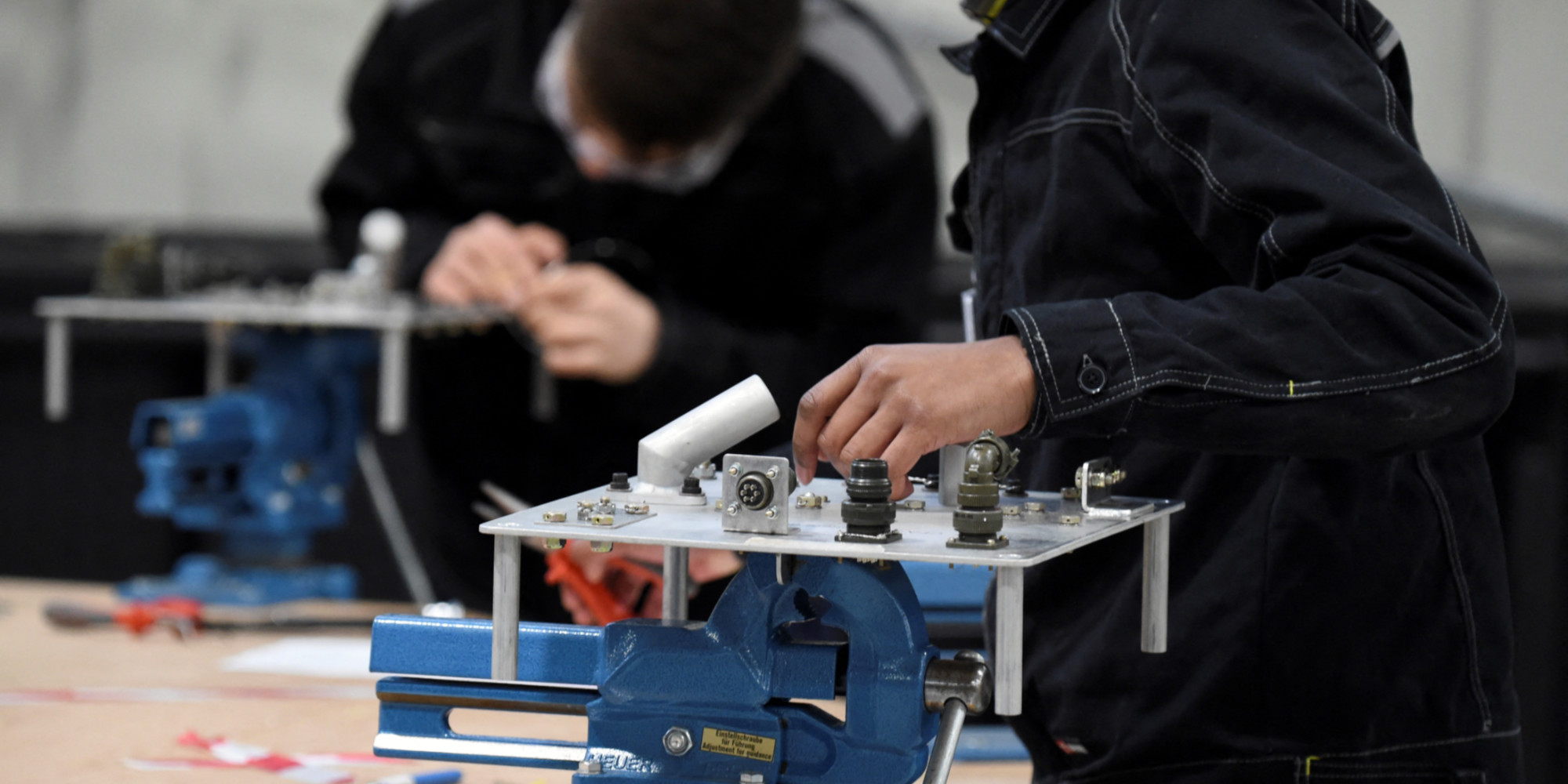 Apprentissage : près de 30.000 jeunes toujours sans entreprise six mois après la rentrée