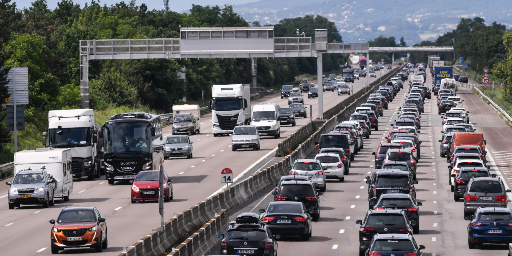 Autoroutes : les tarifs devraient augmenter de 2% en moyenne en février