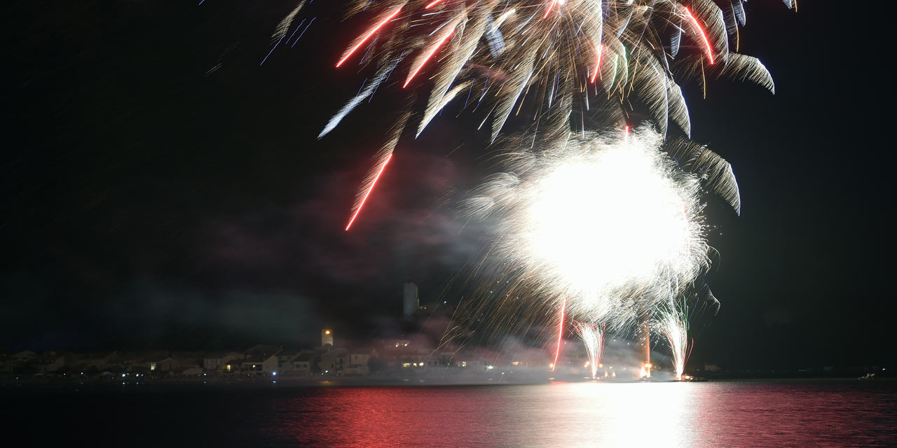 Feu D artifice 15 Aout La Seyne Sur Mer Feux d'artifice du 14 juillet : les communes veulent limiter les frais