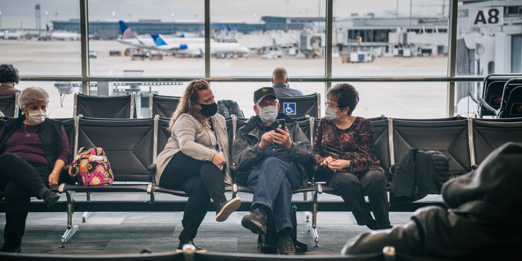 Grève à Roissy : l'attente interminable des vacanciers