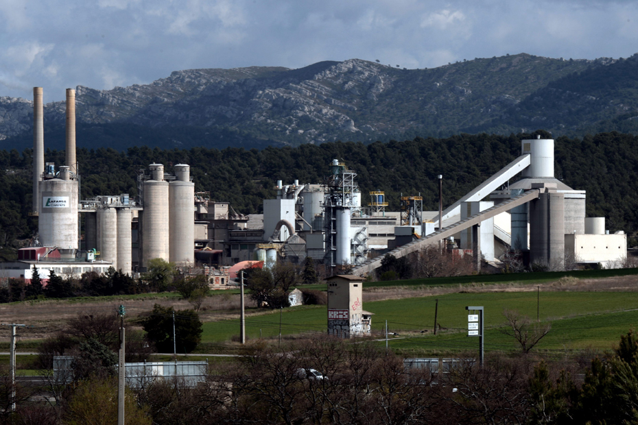 Lafarge et Holcim créent le nouveau numéro 1 du béton mondial