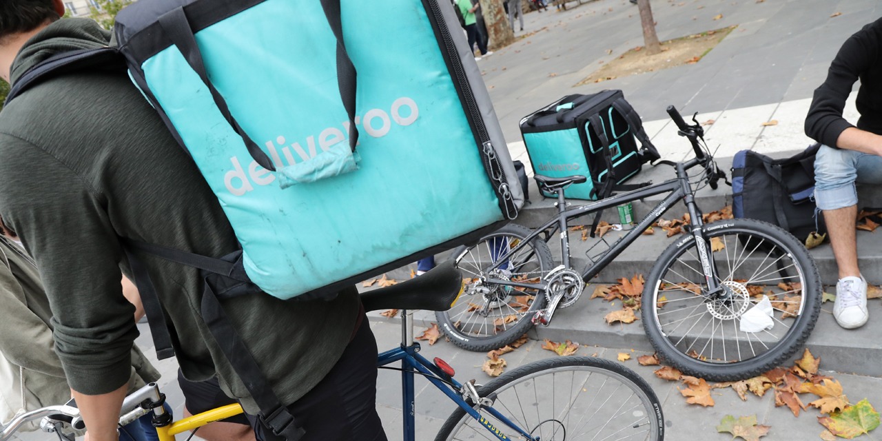 Deliveroo Foodora ou Uber Eat. les livreurs a velo en greve le quotidien c est marche ou creve