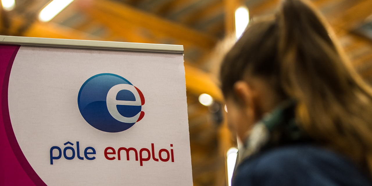 Pole Emploi Lui Demande Un Remboursement Sur 26 000 Ans