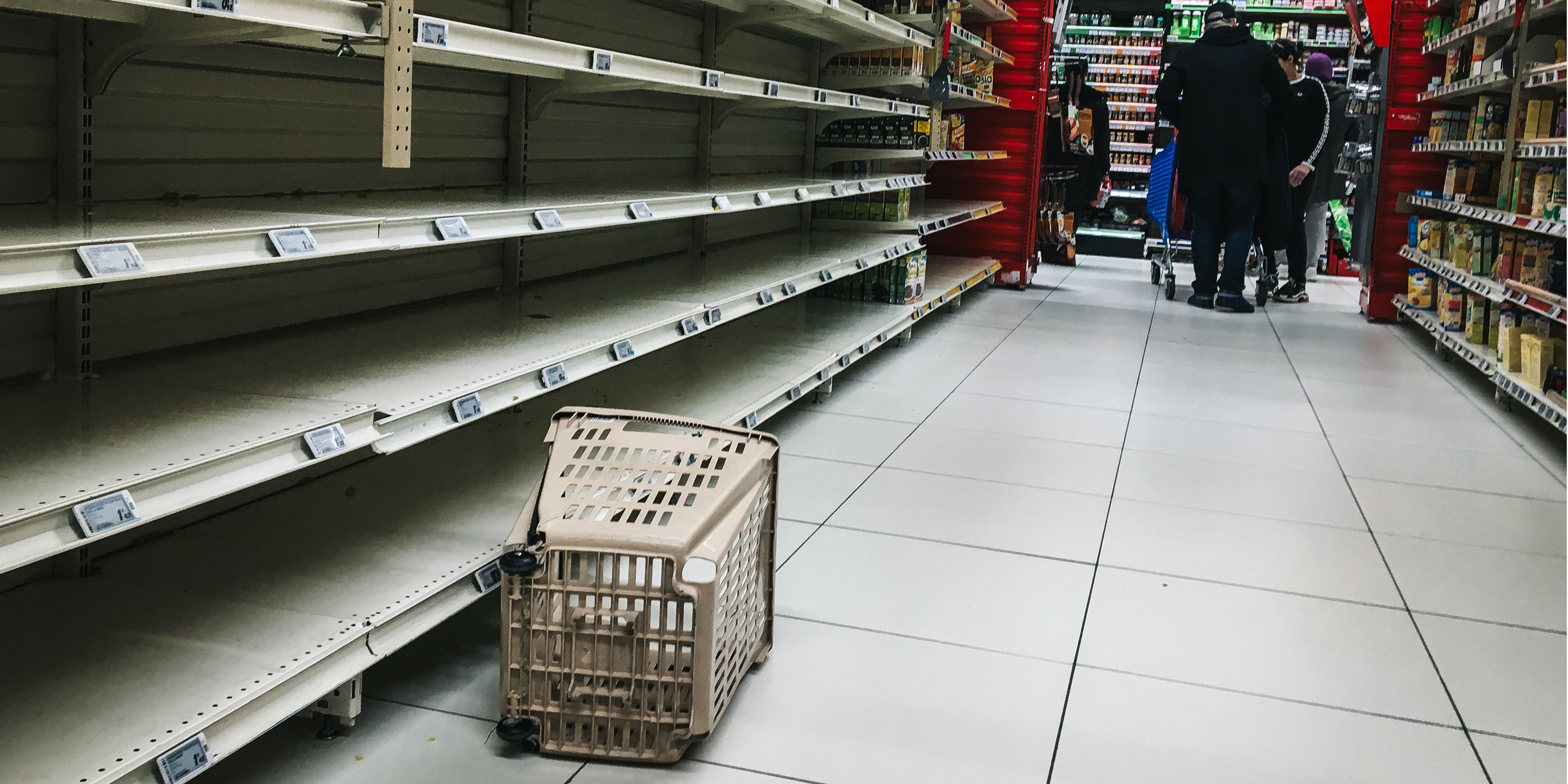 Pourquoi le gouvernement a interdit la vente de produits non essentiels en supermarchés