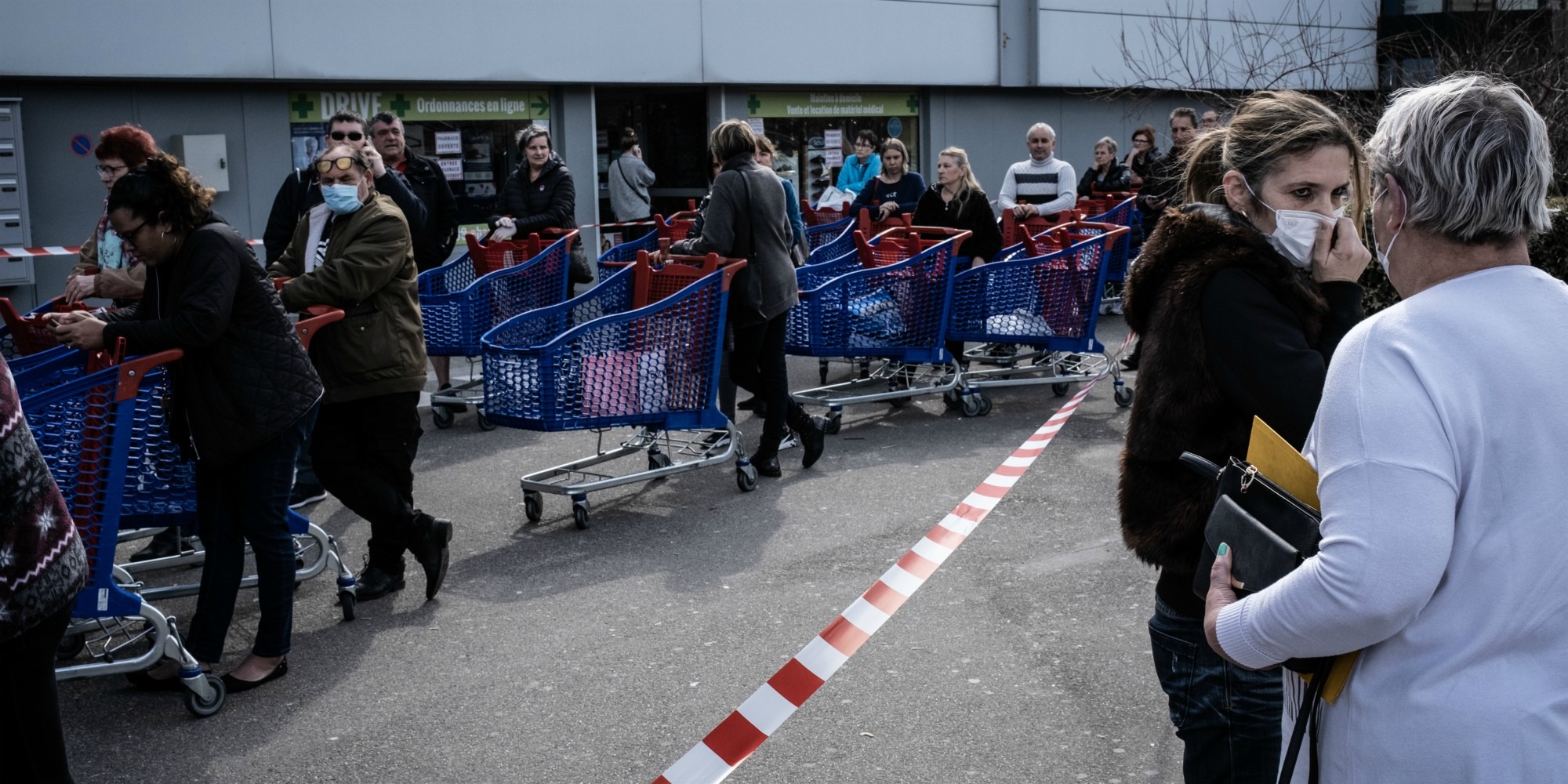 Achats non essentiels et jauges : de nouvelles règles dans les grandes surfaces  ?