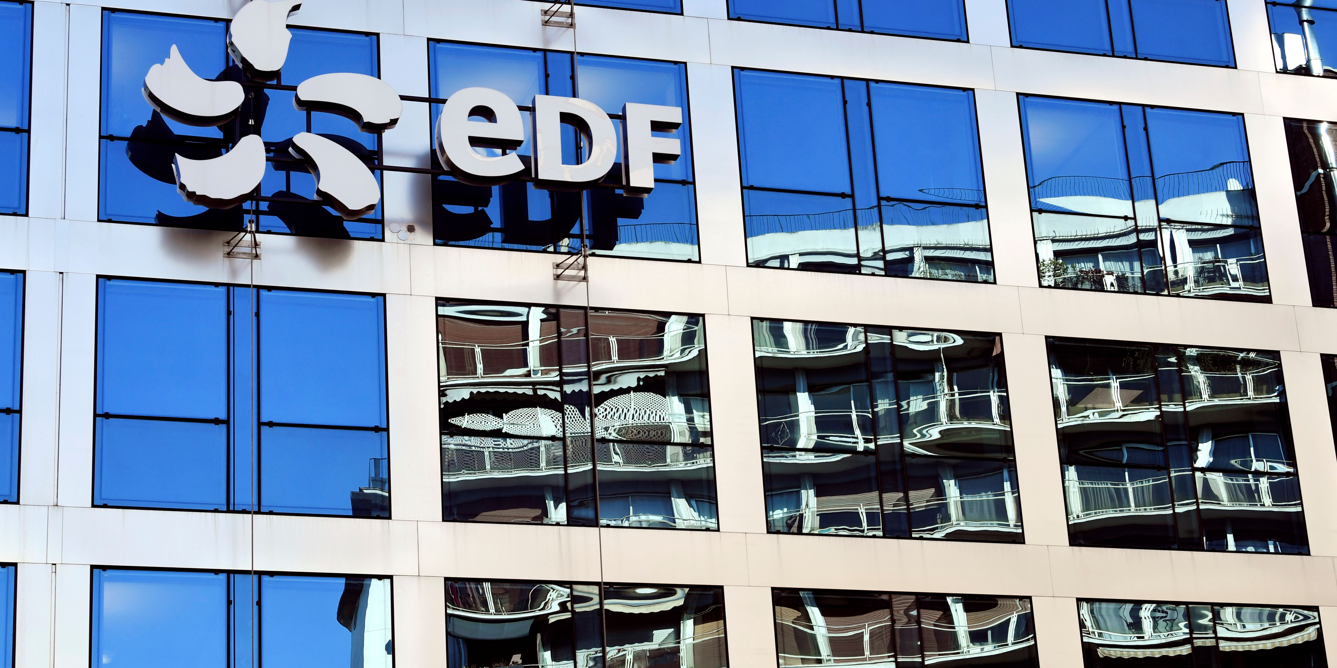 In The Red Edf Announces A Savings Plan And Disposals Teller Report