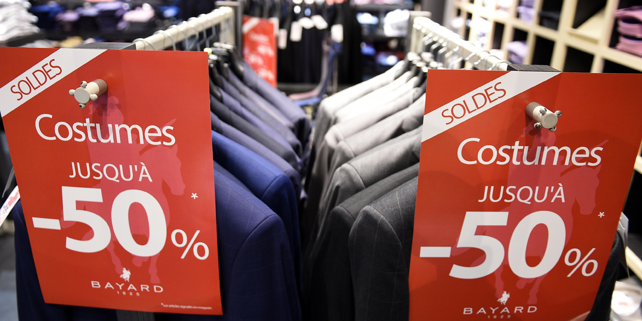 Les soldes d'hiver débutent, sous la menace d'un reconfinement