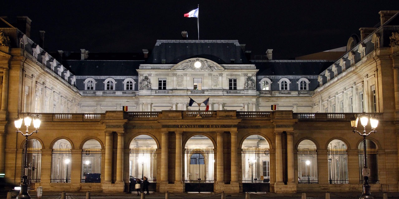 Travail Dominical Le Conseil D Etat Corrige La Definition
