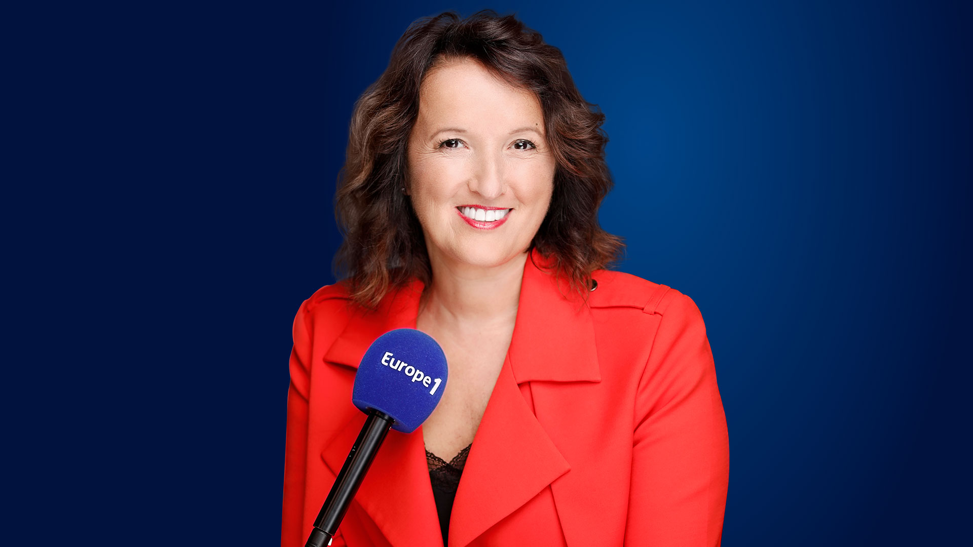 Anne Roumanoff With Catherine Frot And Fabien Olicard Teller Report