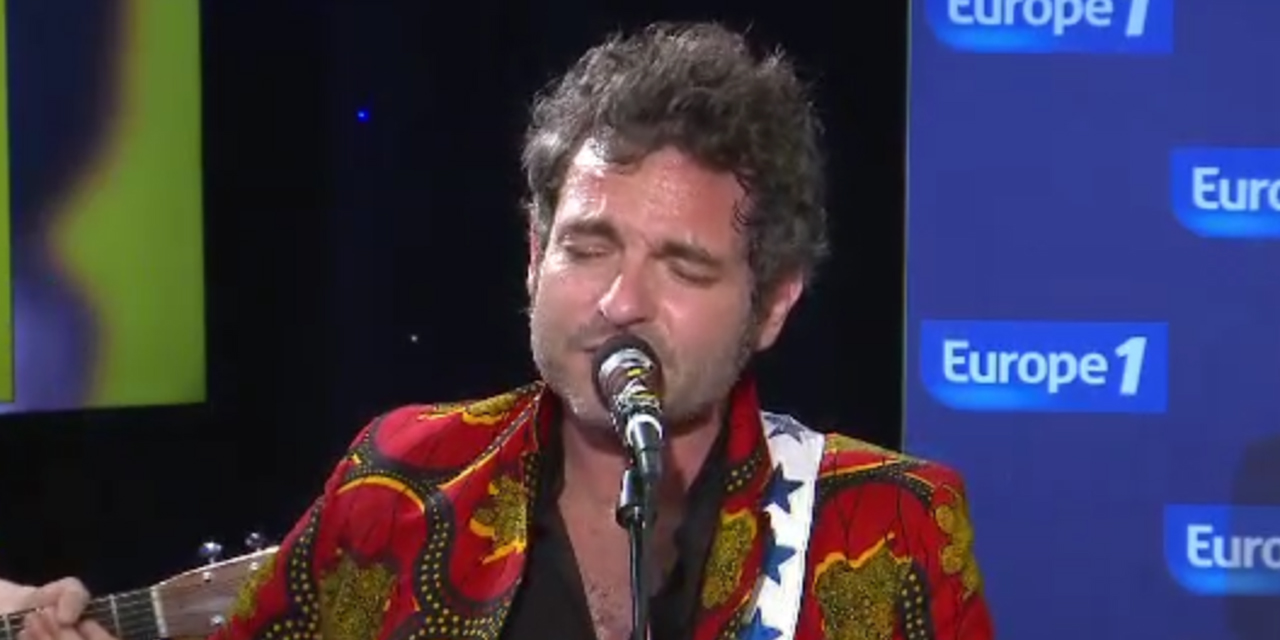 M Interprete Bal De Bamako Dans Le Europe 1 Music Club Si quelqu'un appelle dis lui qu'on se tire a balle reelle ton bassin fait l'helicoptere. europe 1