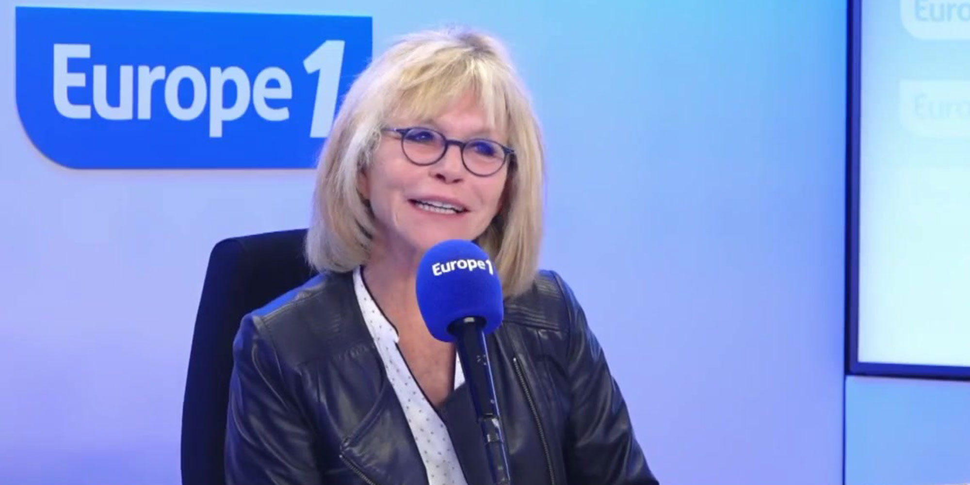 Mondial de football et dépolitisation du