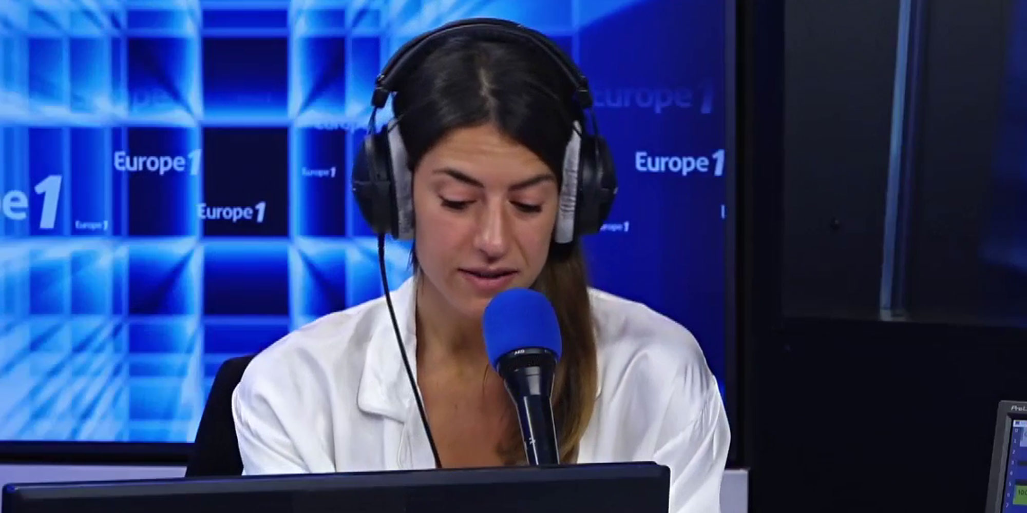 The Call For Donations From Solidarite Sida Celine Dion To The Vieilles Charrues In 21 Vanessa Paradis President Of The Deauville Festival And The Teller Report