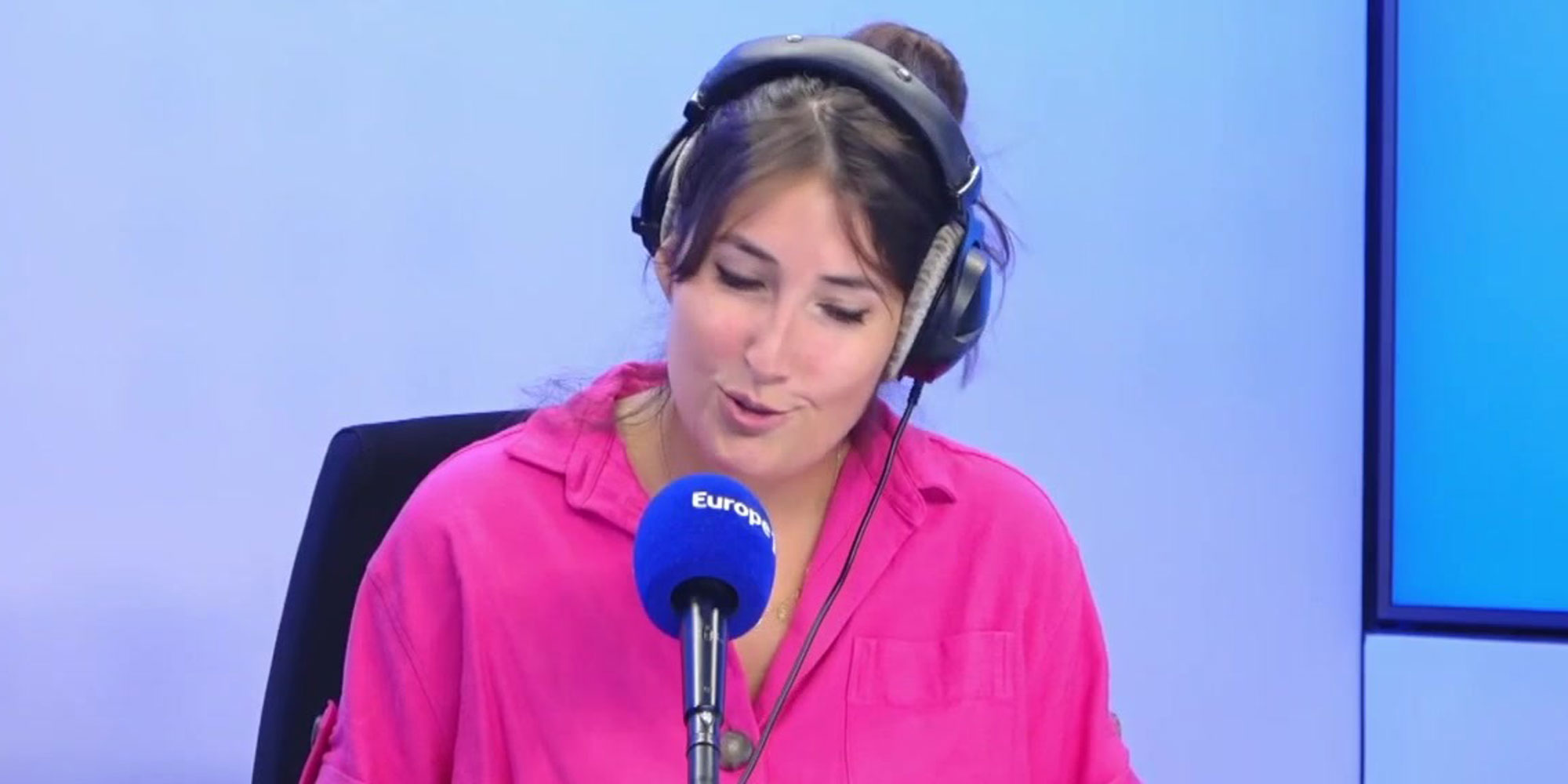 Miss G Et Le Directeur Scan Vf Ddl Un gros changement pour le concours Miss France et le nom du nouveau