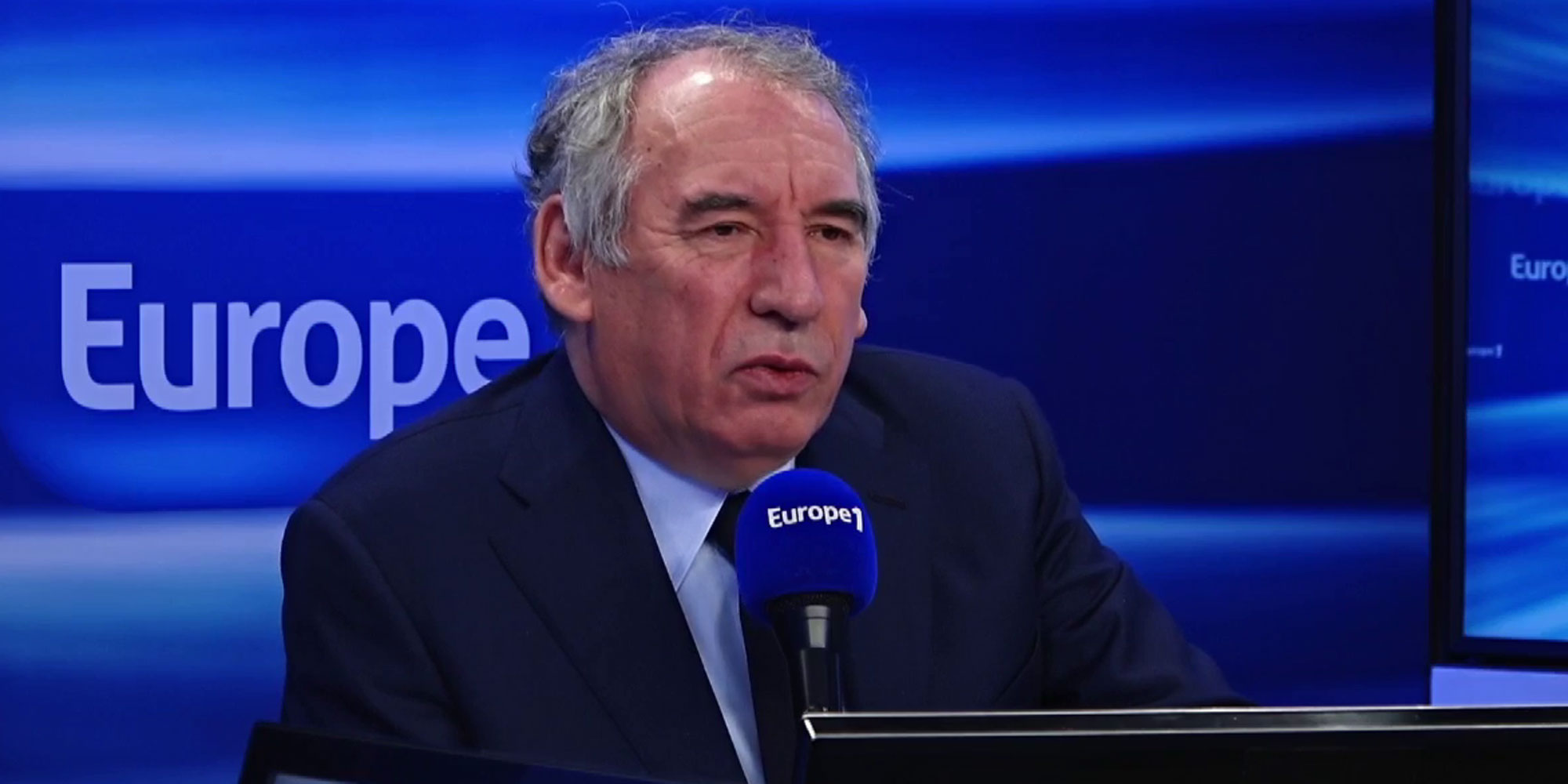 François Bayrou "La forme des partis politiques doit changer"