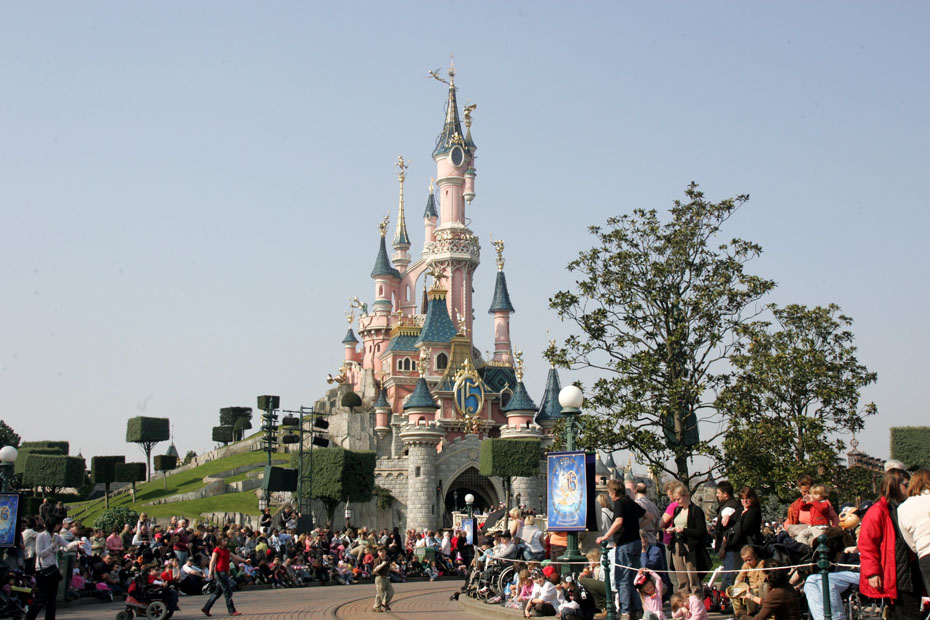 Cinq blessés à Disneyland Paris
