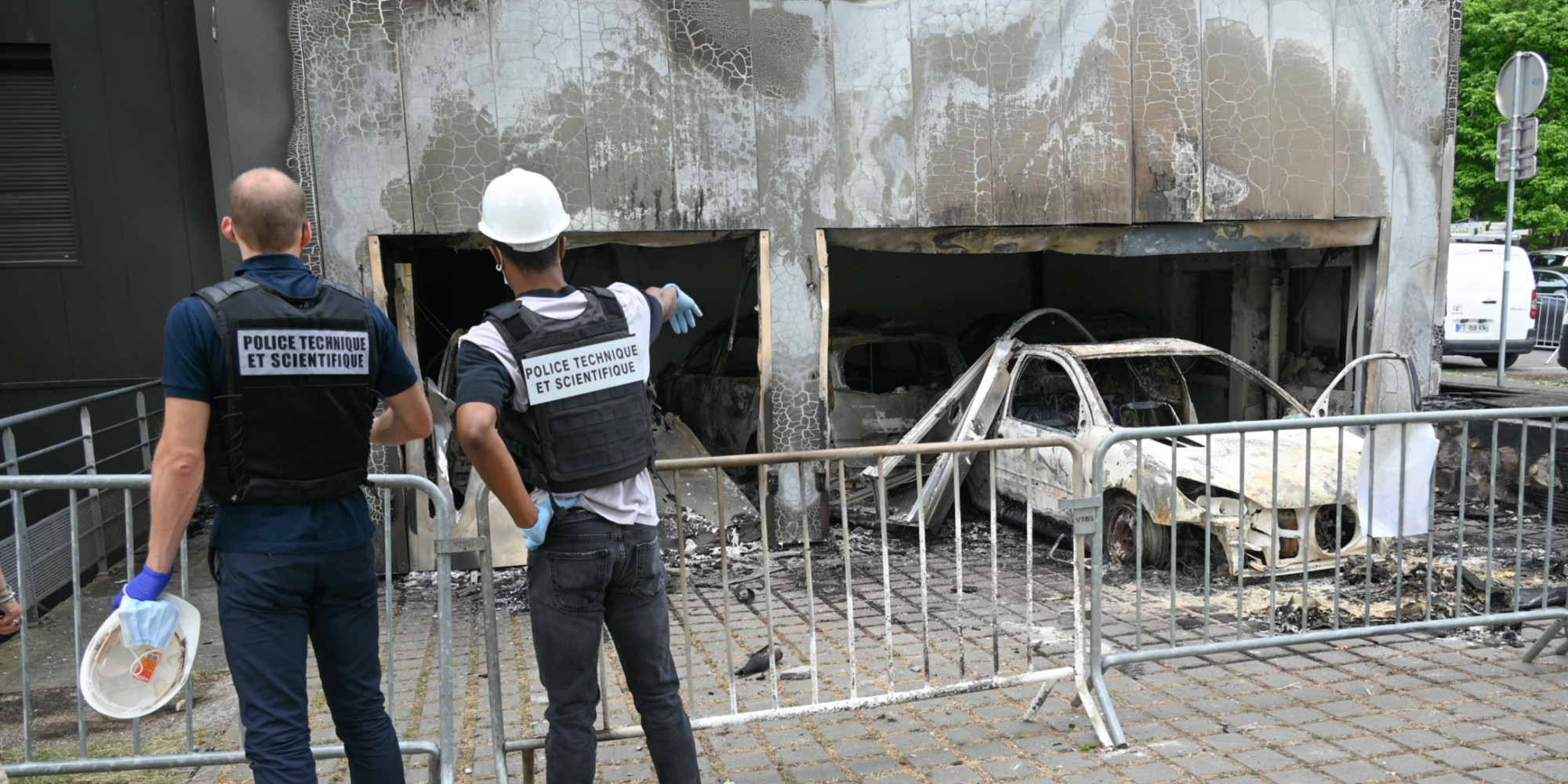 Mairie incendiée à MonsenBaroeul neuf personnes mises en examen