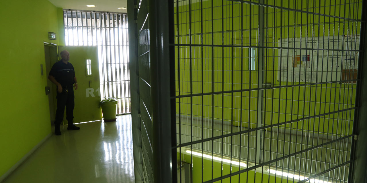Radicalisation en prison ce que prévoit le gouvernement