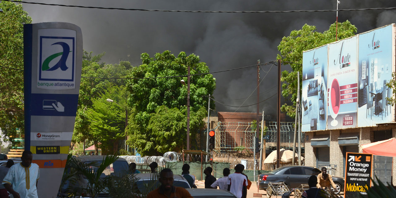 Attaques De Ouagadougou Scenes Apocalytiques Selon Le