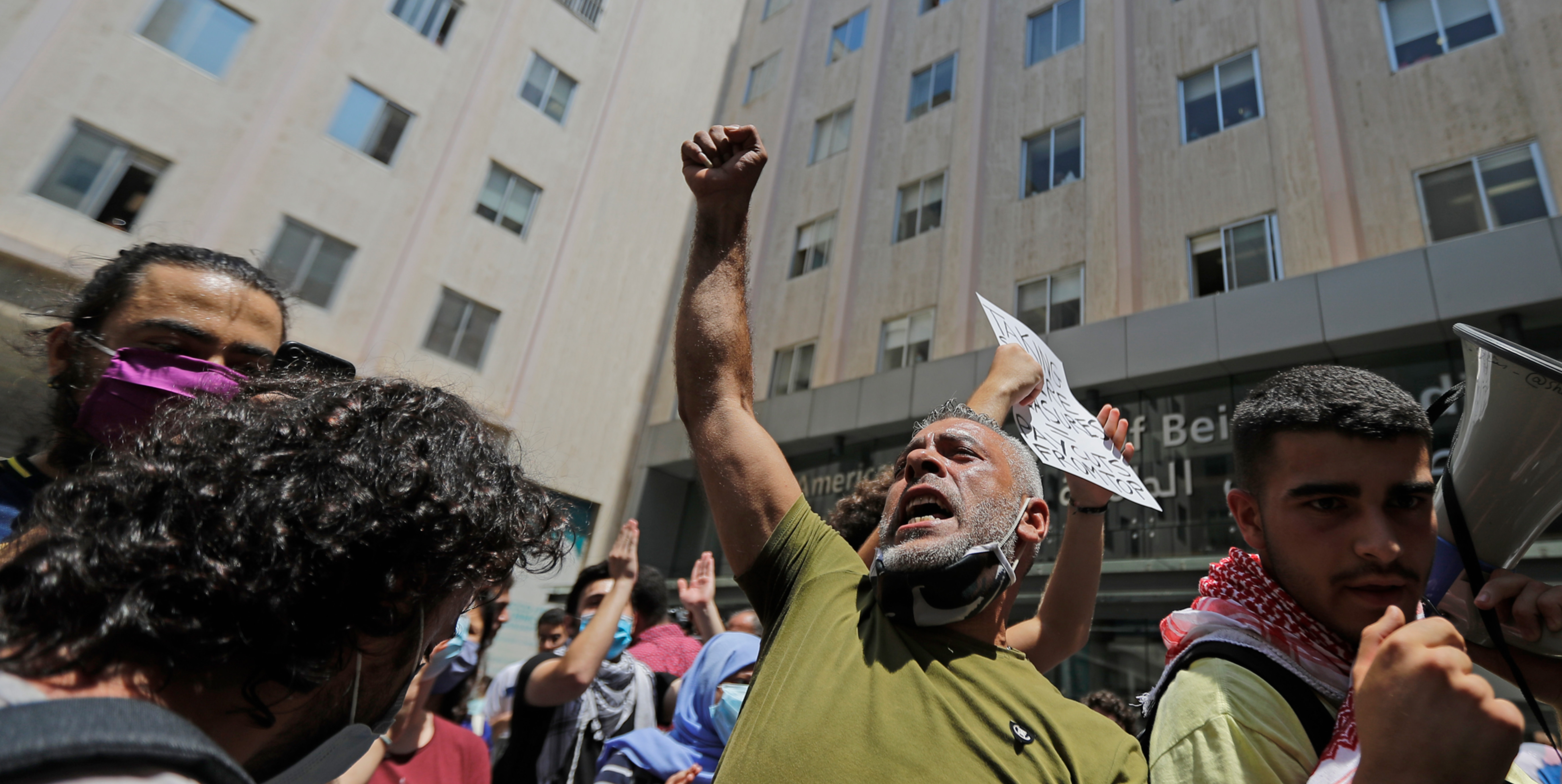 crise financiere pauvrete et penurie que se passe t il au liban