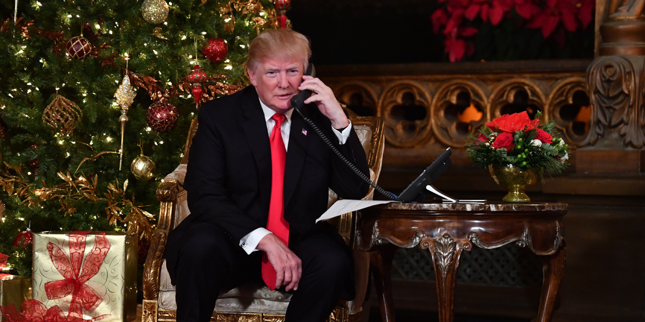 Etats Unis Pour Noel Donald Trump Fait Un Voeu De Paix