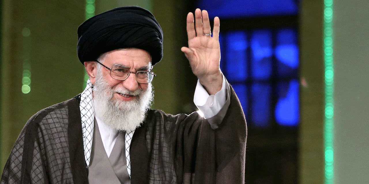 Khamenei La Main Divine Vengera L ex cution Du Cheikh Saoudien Chiite Al Nimr