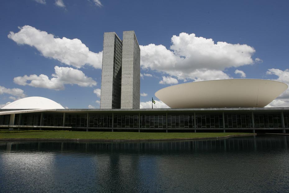 L architecte Br silien Oscar Niemeyer Est Mort l-architecte-br-silien-oscar-niemeyer-est-mort
