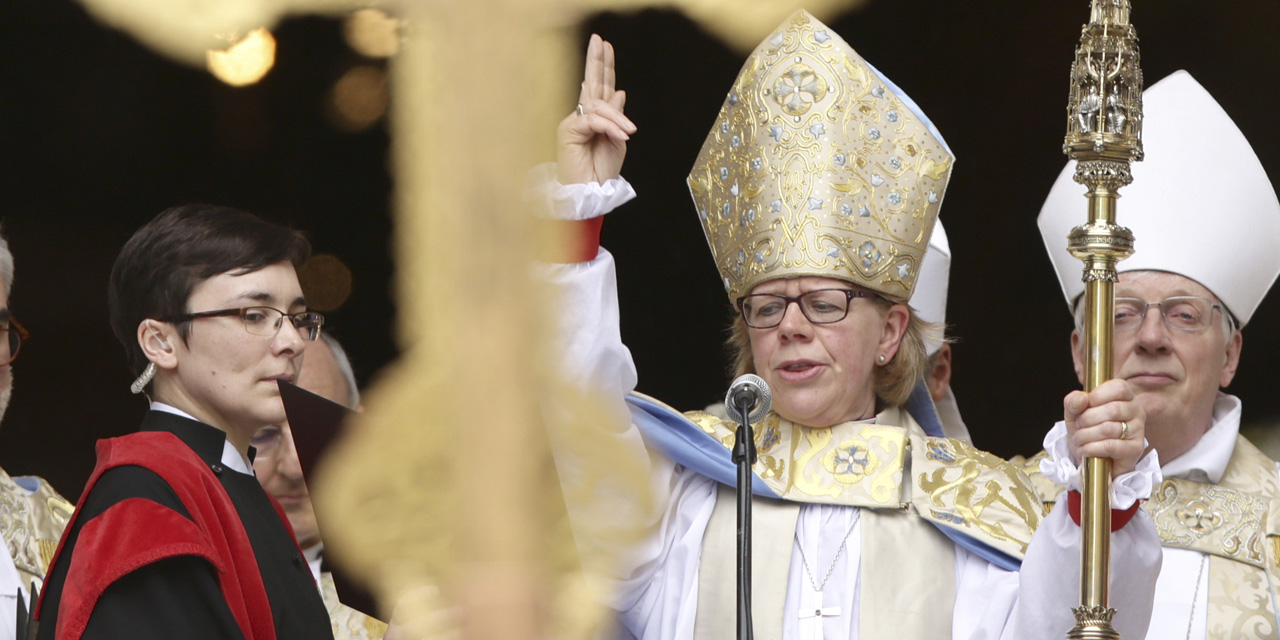 La première femme évêque de Londres prend ses fonctions