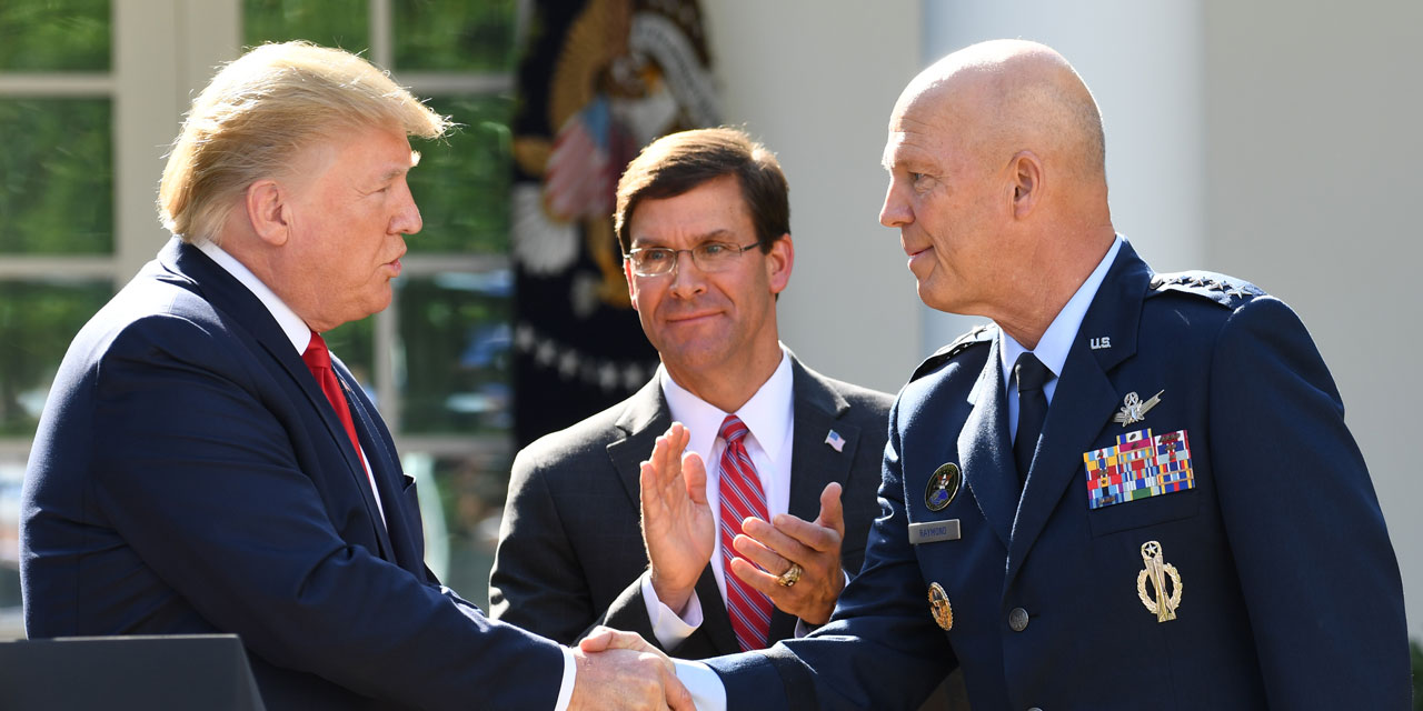 Lancement D Un Commandement Militaire De L Espace Par Les Etats Unis Les Menaces Potentielles Contre Nos Satellites Se Developpent