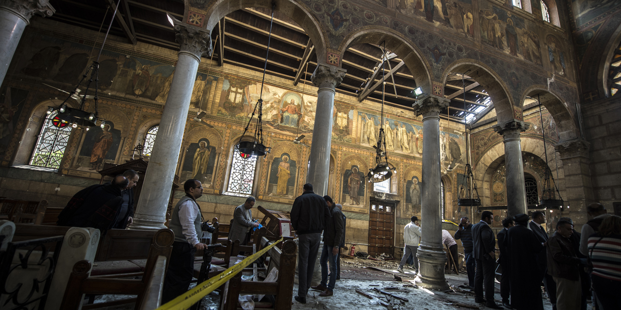 Le groupe Etat islamique revendique l'attentat dans l'église du Caire