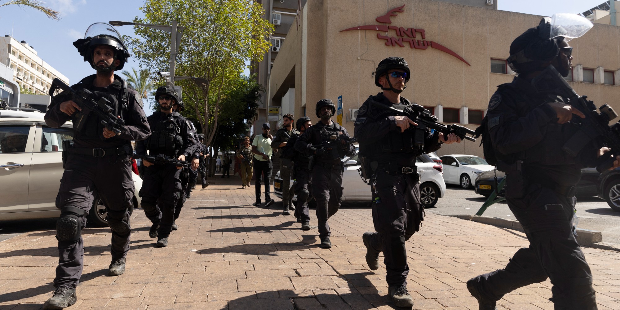 Le Hezbollah dit avoir envoyé des «drones explosifs» sur une base