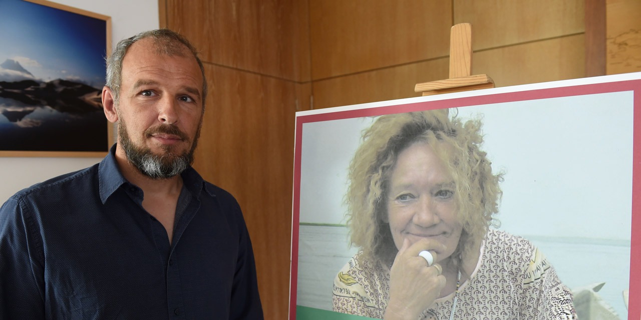 Macron Says No Trail Is Abandoned For Hostage Sophie Petronin Teller Report