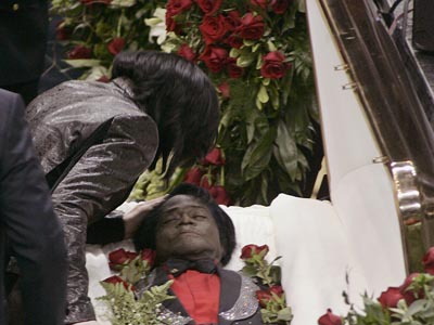 Michael Jackson Dans La Lignee De James Brown