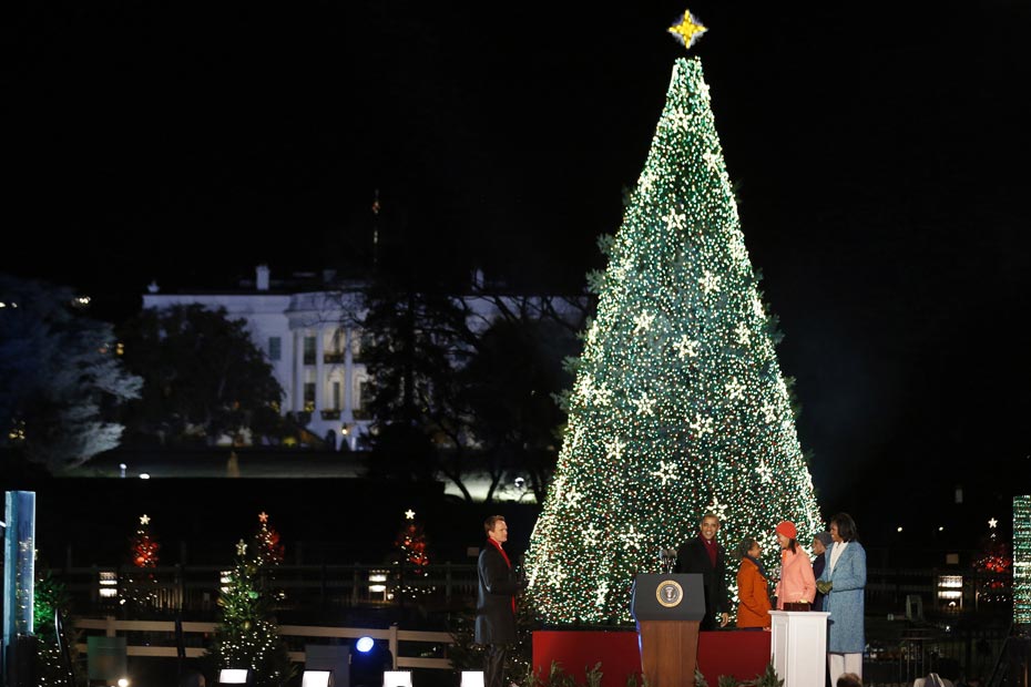 Obama Illumine Le Sapin De Noel National