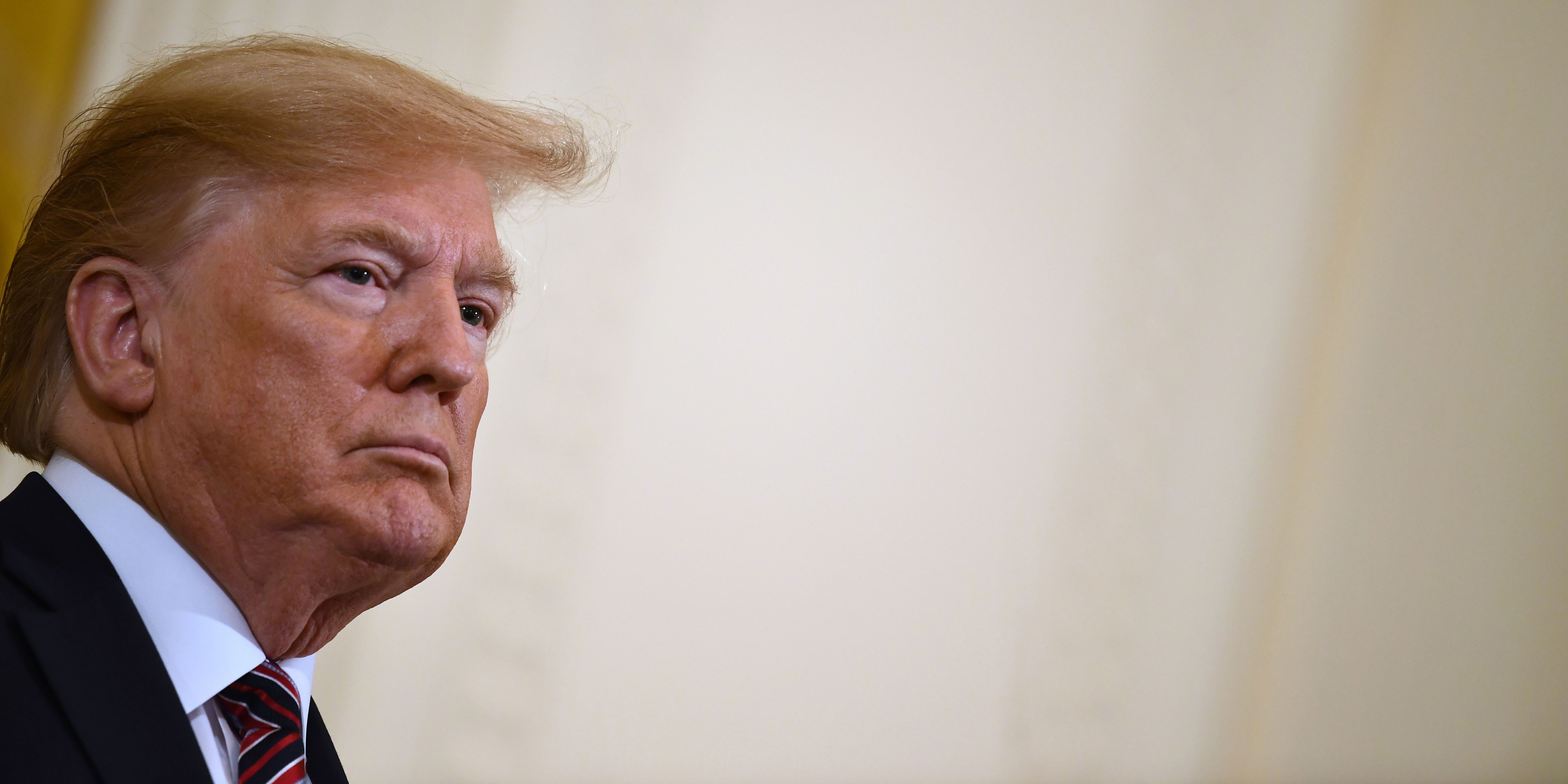 Vibrant Cessez-le-feu En Iran | Trump Veut Bloquer Les Ports Iraniens, Téhéran Crie À La « Piraterie » Wallpaper for Mobile