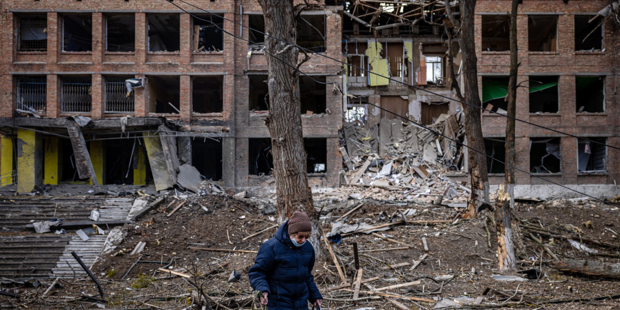 Combien De Mort Russe En Ukraine 2022 Ukraine : l'armée russe reconnaît pour la première fois des morts, sans les  dénombrer