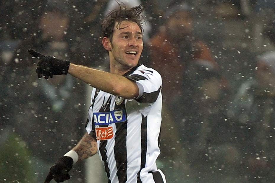 Un Footballeur Italien Veut Adopter Un Bebe Abandonne Un Footballeur Italien Veut Adopter Un Bebe Abandonne