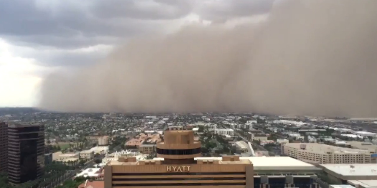 VIDEO - Etats-Unis : Phoenix engloutie par une tempête de ...