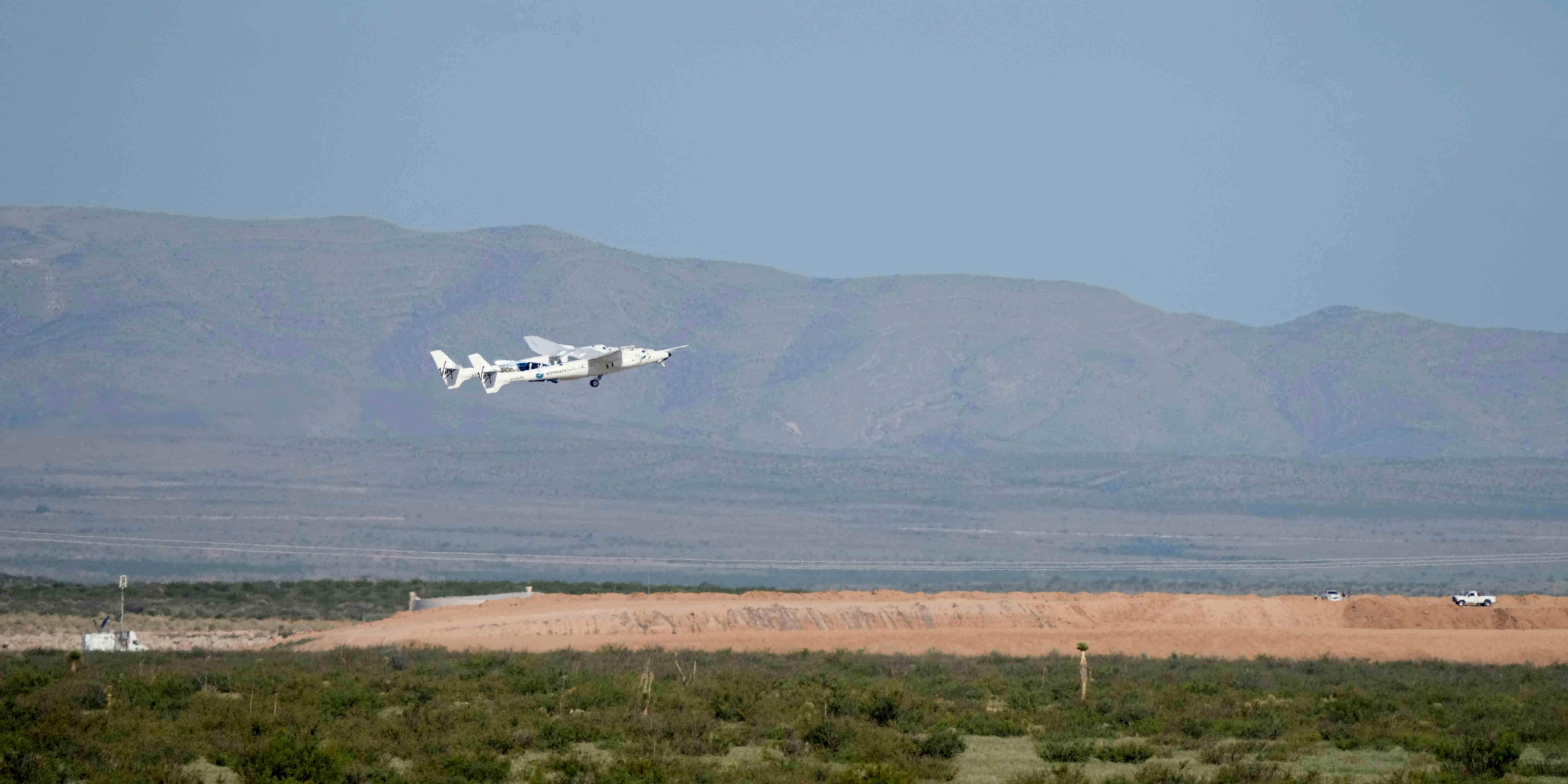 Virgin Galactic odsprzedaje bilety kosmiczne po 450 000 USD za miejsce