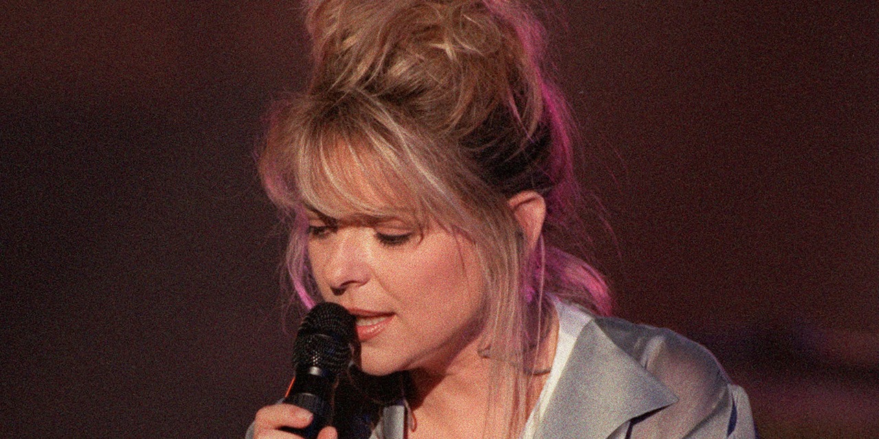 Des Hommages A France Gall A La Television