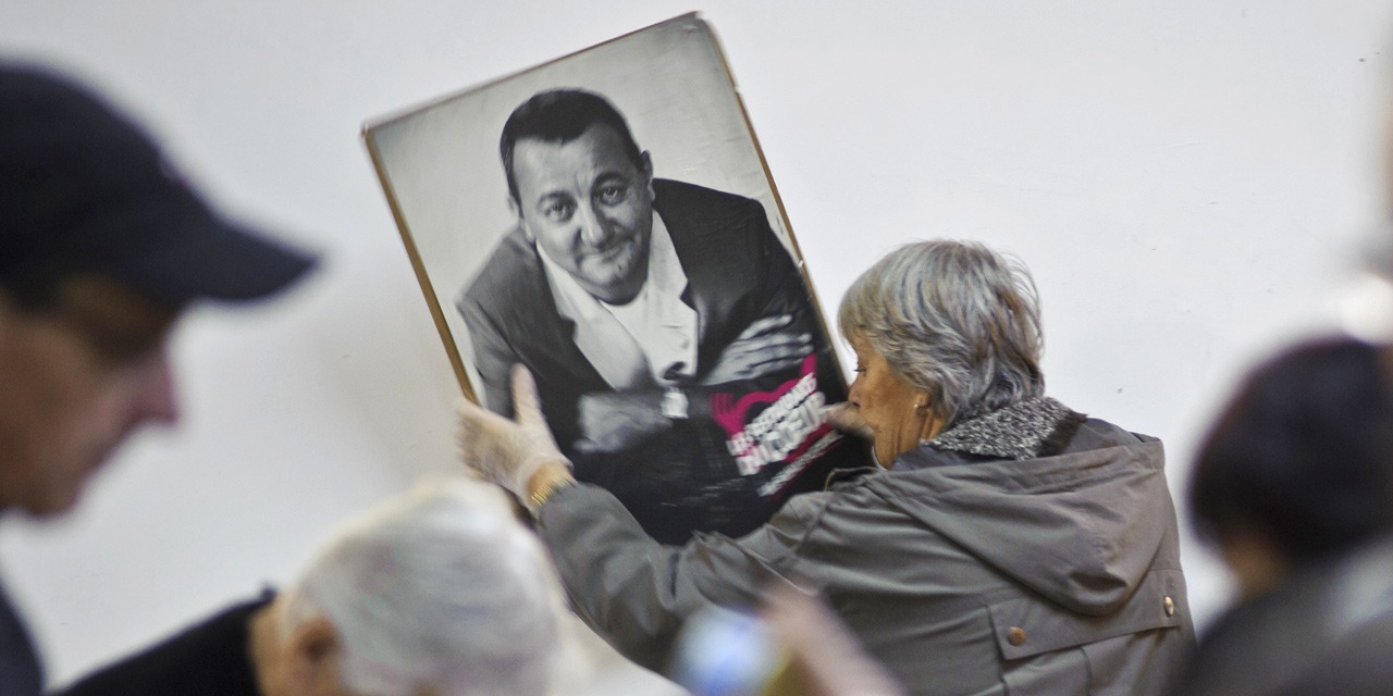 Avoir Images Le Programme Tele Du Jeudi 16 Juin Coluche Un Clown Ennemi D le plus cool par