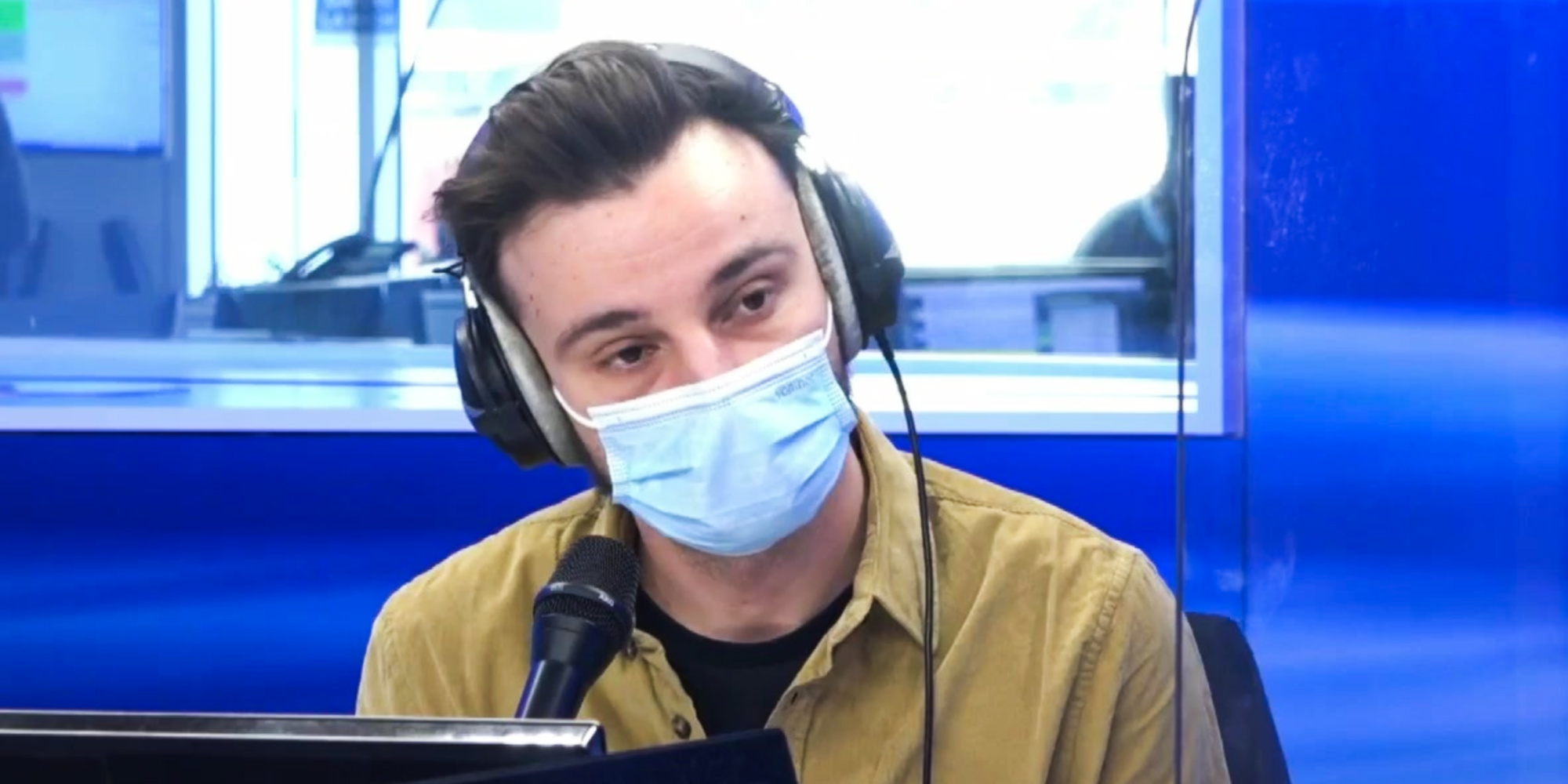 Tom Villa présente trois choses à savoir sur son "Ring Comédie Club"